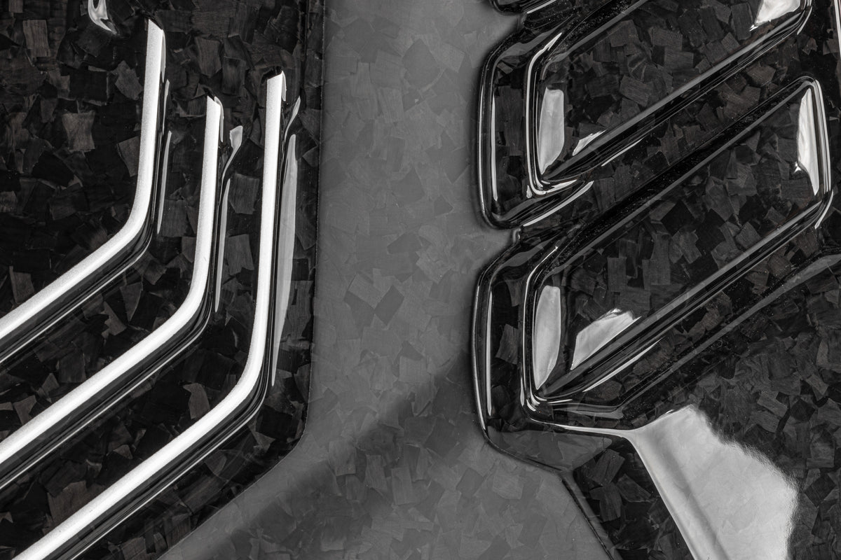 APR Engine Cover - 2.9T3.0T4.0T (4M) SUV - Forged Carbon Fiber - Image 3710