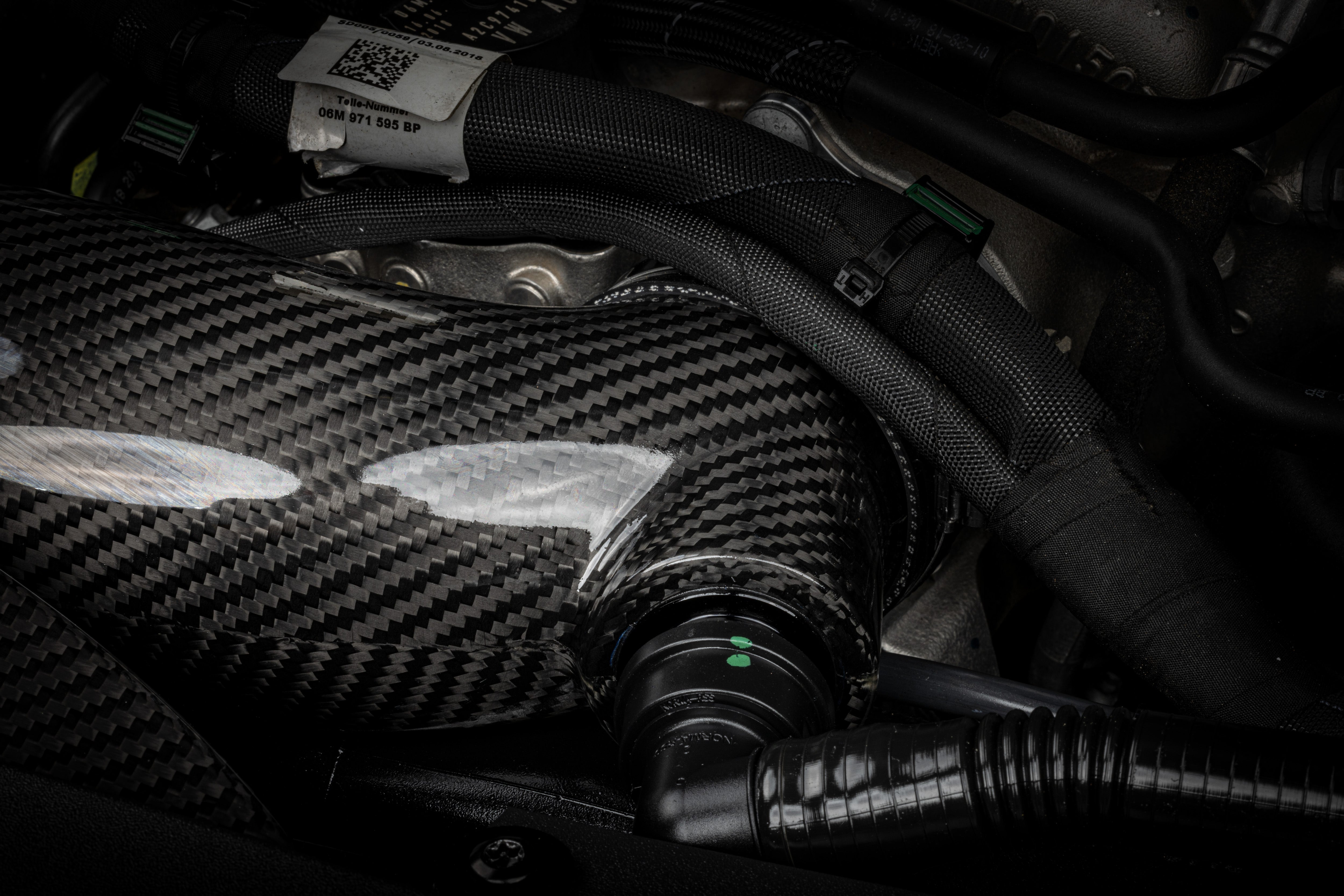 APR Carbon fibre Intake - 3.0T A6A7 (C8) - Image 1770