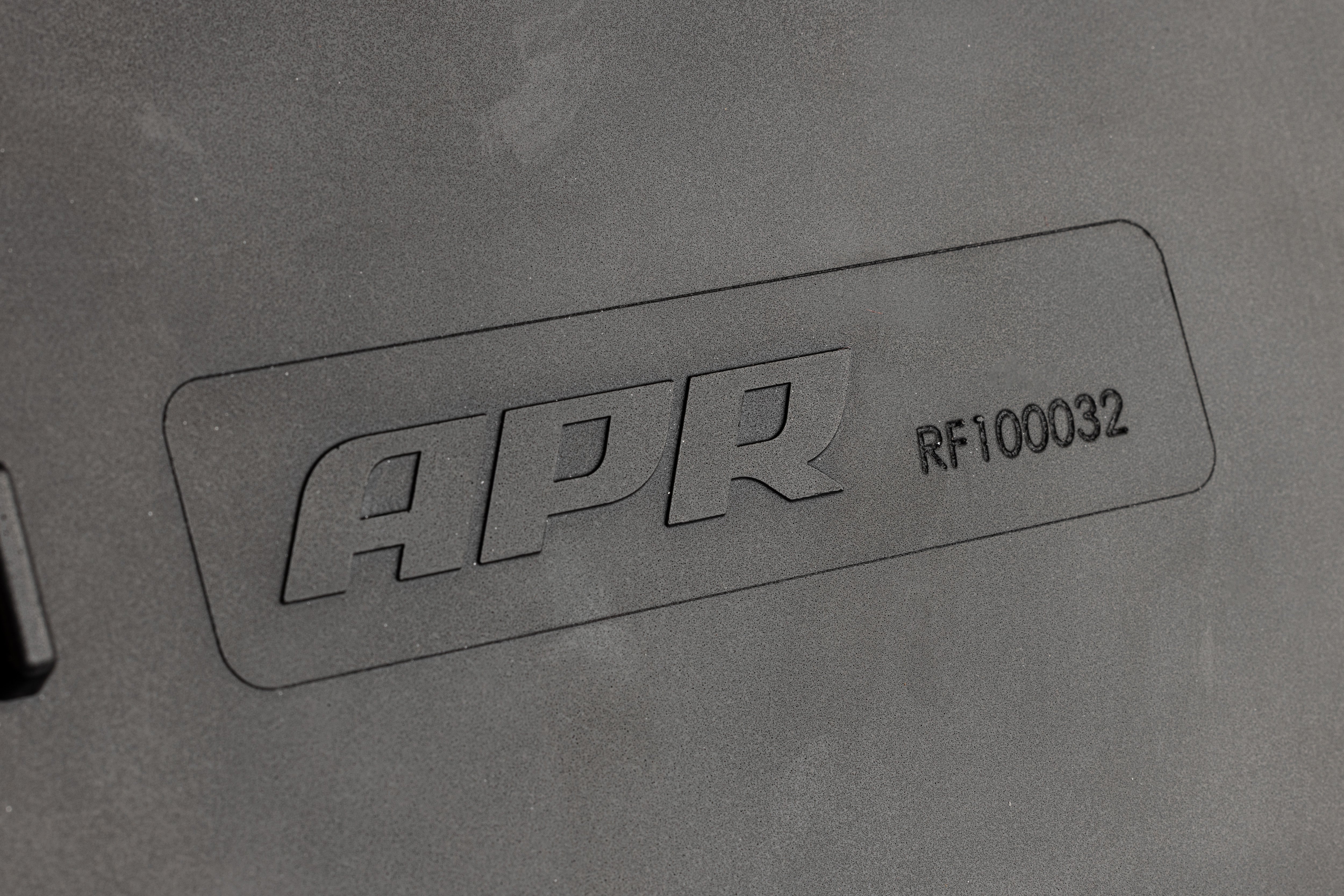APR Intake Filter - Macan 95B - 2.0T3.0T3.6T - (251x187x92) - Image 3935