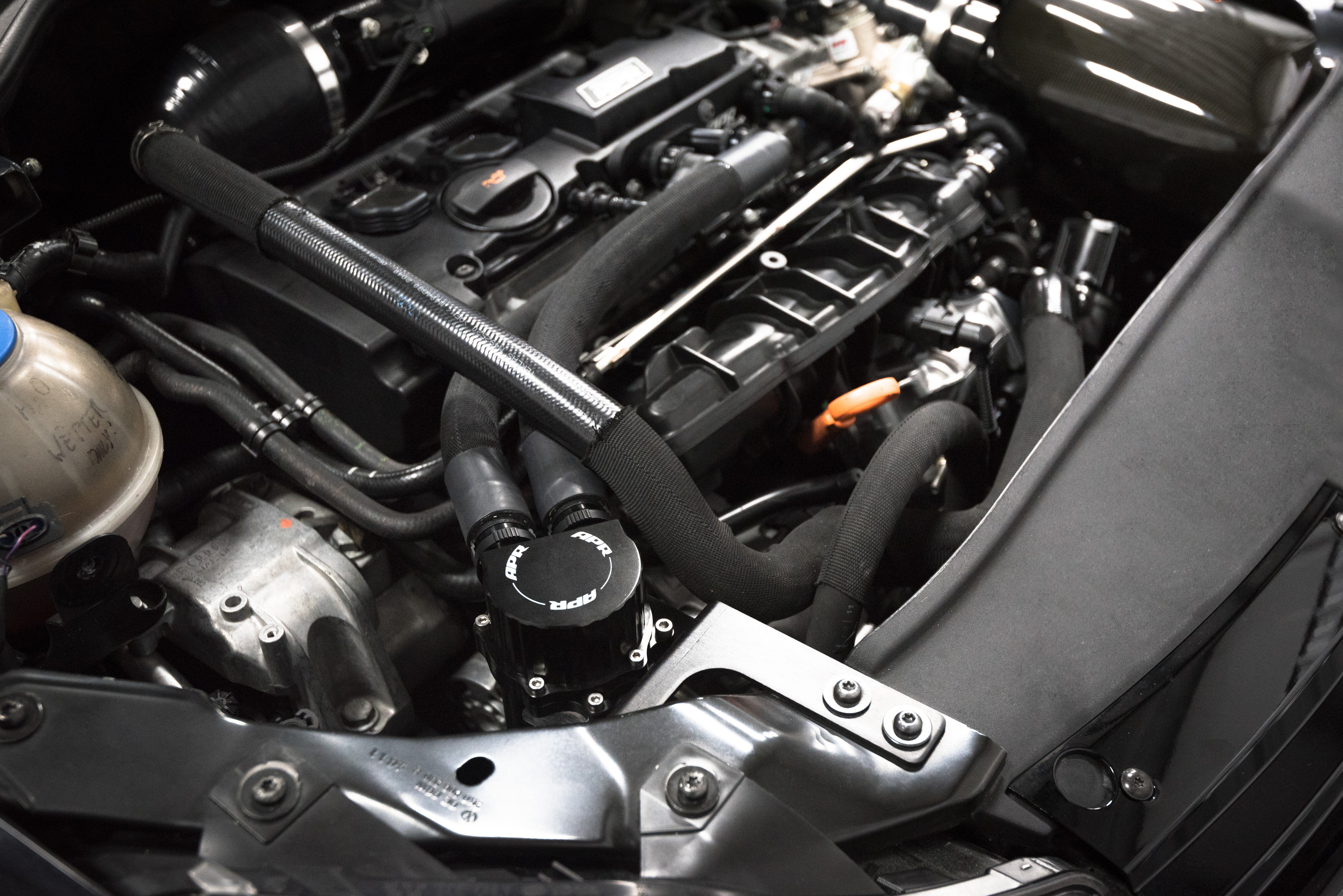 APR Catch Can - MK6 Golf R (NAR) - Image 2713