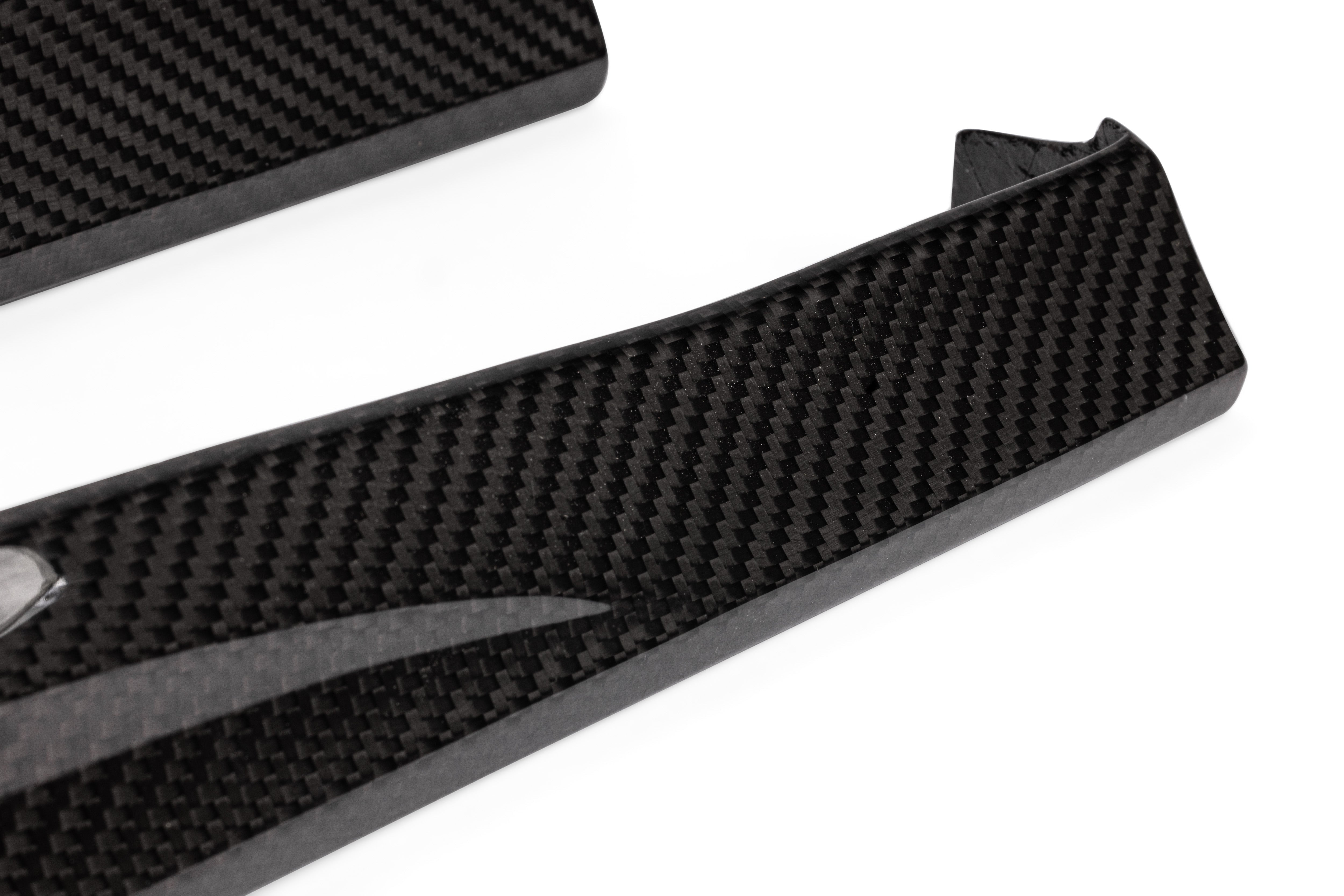 APR Carbon fibre Side Skirts (MK8 GTI) - Image 3626