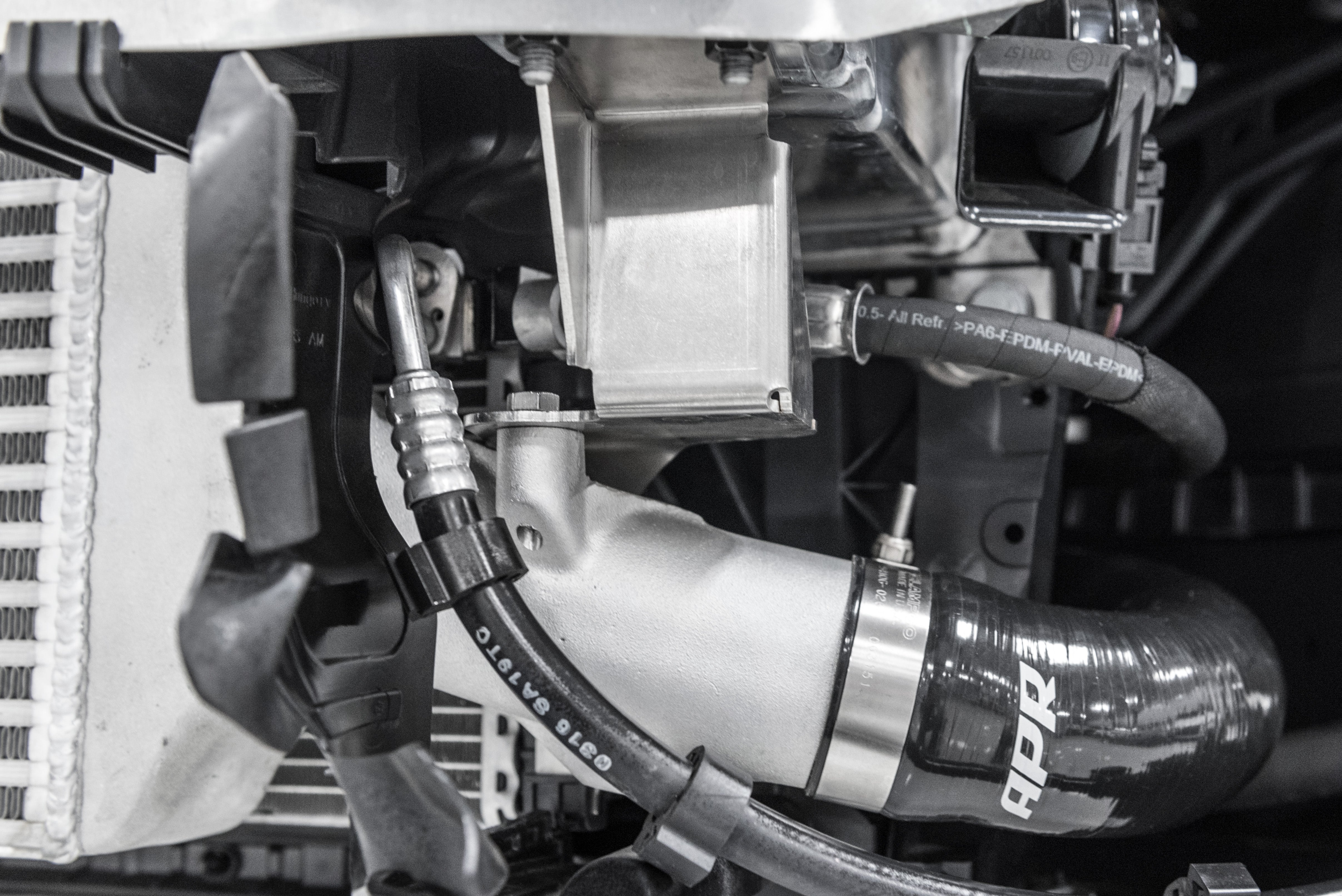 APR Intercooler System - B9 1.82.0 TFSI - Image 2333