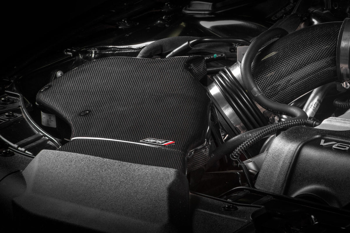 APR Closed Carbon fibre Intake - B8 68 Cyl Intake Airbox - Image 1386