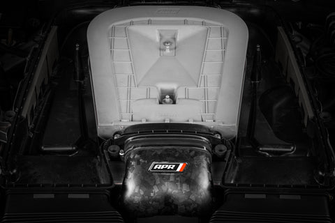 APR Carbon Fiber Intake System - (4M9YSUV) - 4.0T - Image 2017