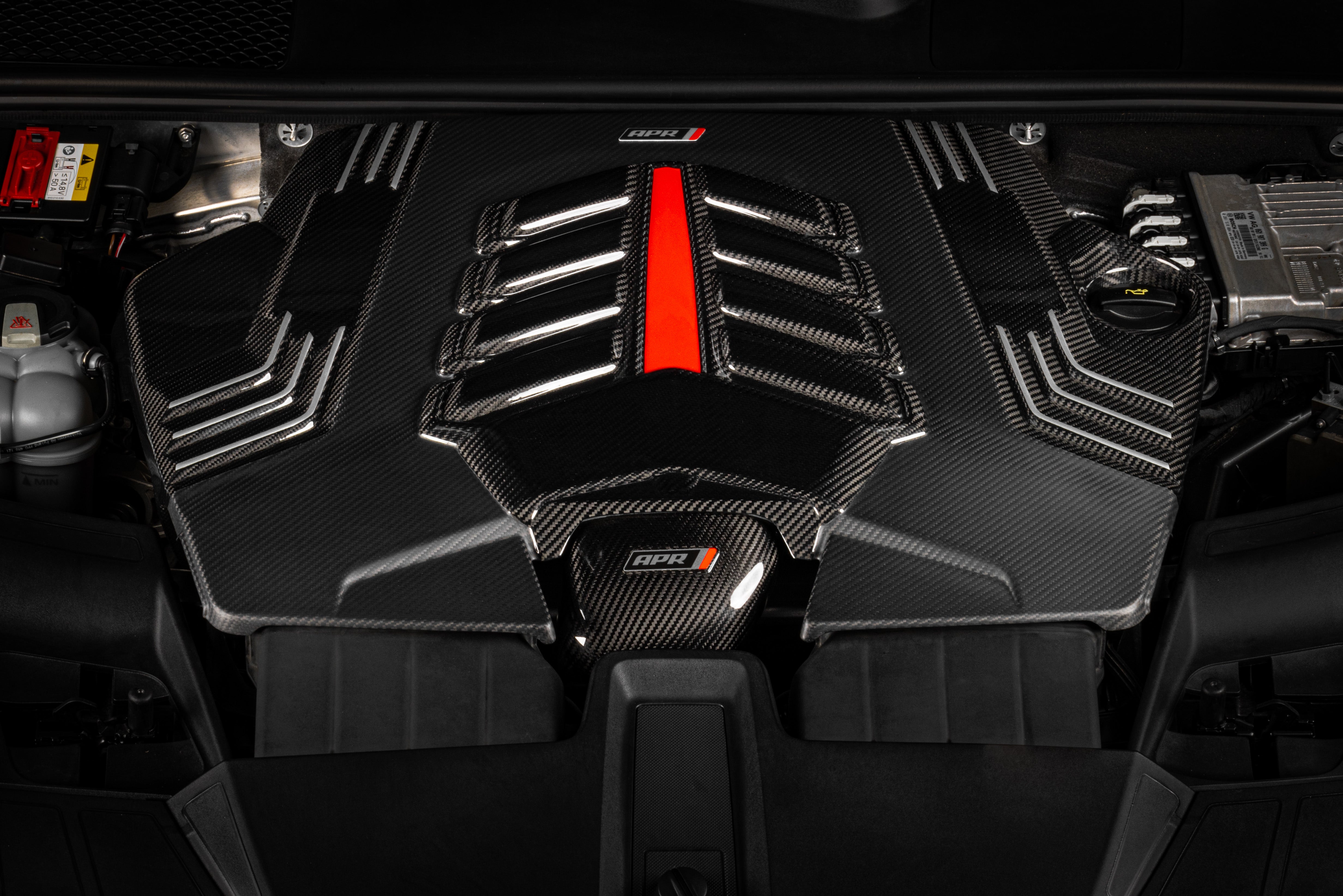 APR Engine Cover - 2.9T3.0T4.0T (4M) SUV - Carbon Fiber - Image 3701
