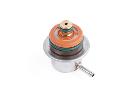 OEM Fuel Pressure Regulator - 4 Bar for 1.8T - Image 4705