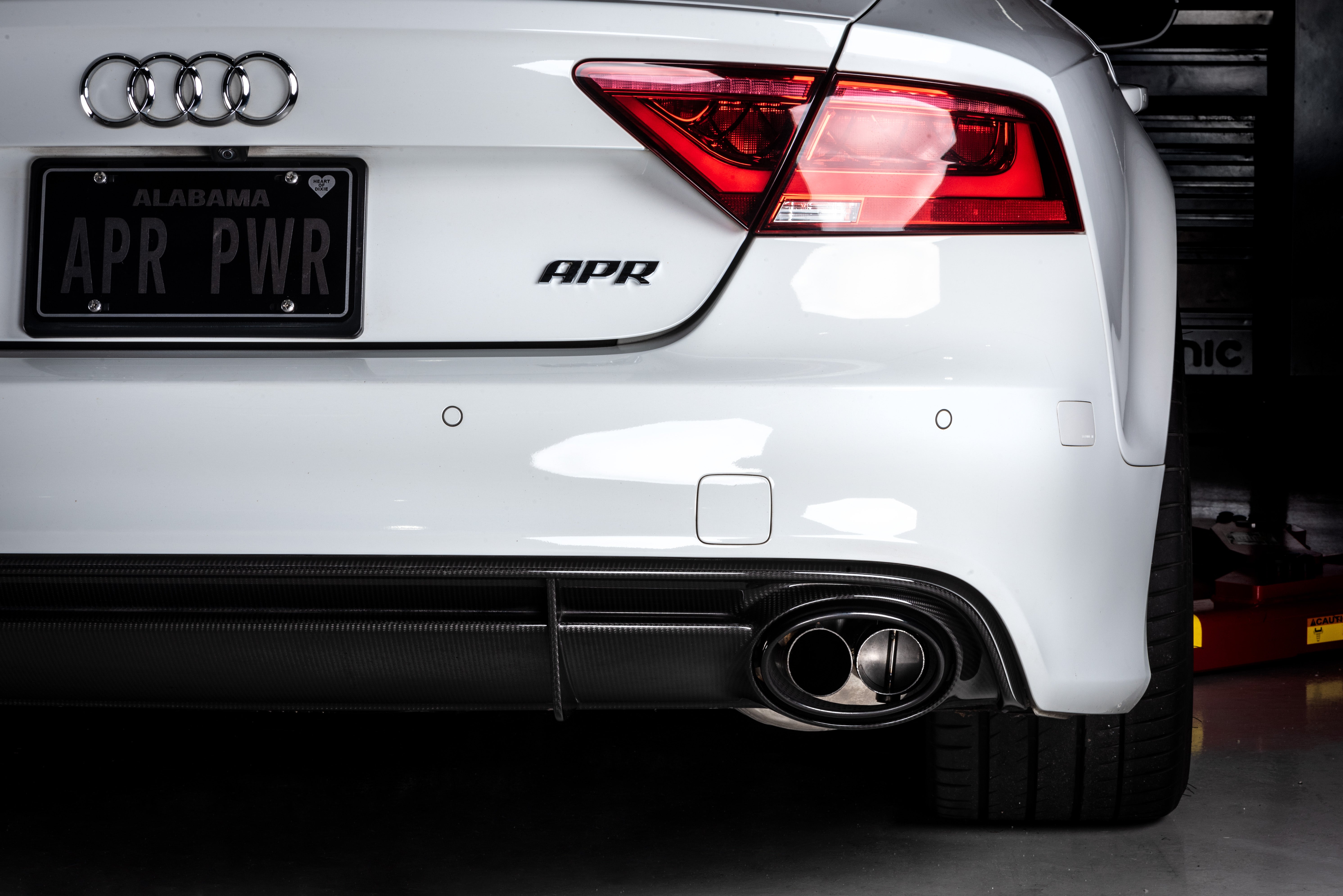 APR Catback Exhaust System - RS6RS7 (C7) - Image 518