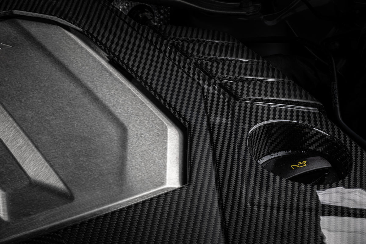 APR Engine Cover - 4.0T EA825 (C8) RS6RS7 - Carbon Fiber - Image 3673